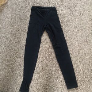 Black leggings
